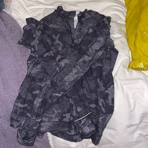 Lululemon Grey camo running half zip - barely worn